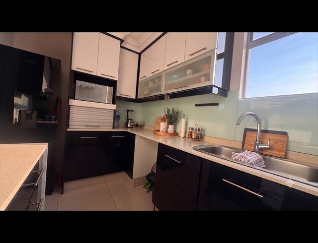 3 BEDROOM APARTMENT FOR SALE IN MORNINGSIDE